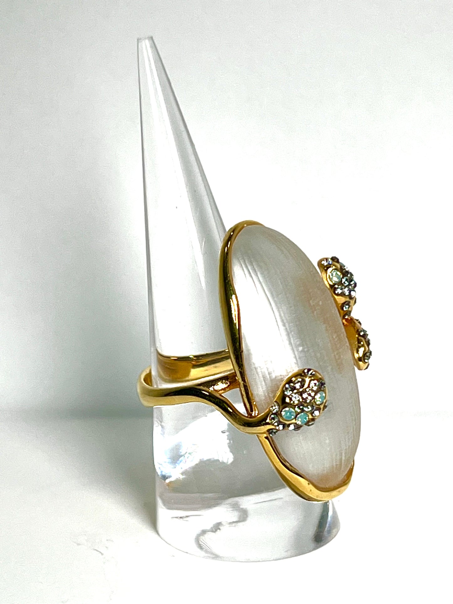 Alexis Bittar vintage hand carved white Lucite ring